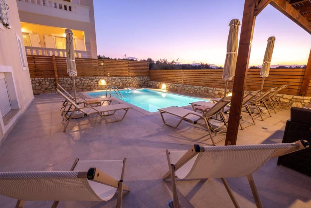 Prinos Oasis Twin Villas II Екстер'єр фото