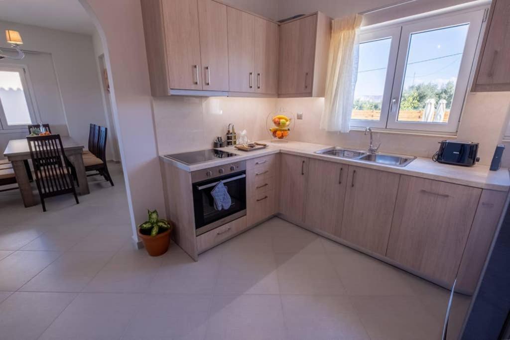 Prinos Oasis Twin Villas II Екстер'єр фото