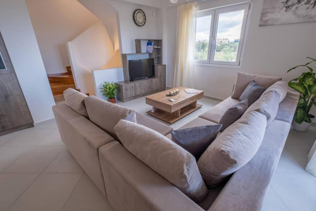 Prinos Oasis Twin Villas II Екстер'єр фото
